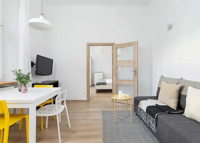 1 Bedroom Apartment - Ludwika Zamenhofa 6 Street